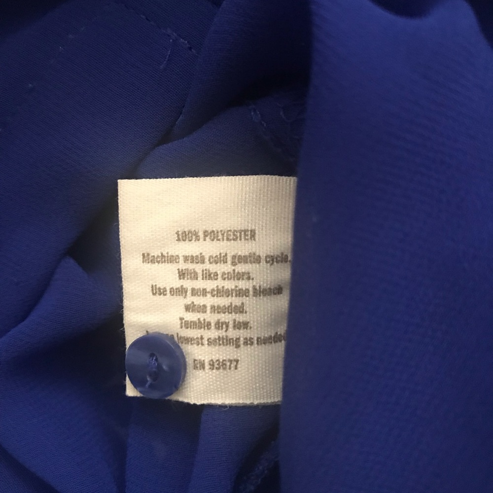Decree Button Down Top - Picture 3 of 3